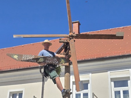 Klopotec na Glavnem trgu v Ljutomeru